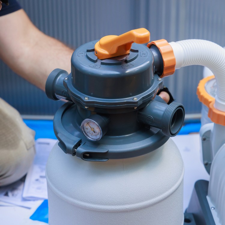 Pool cleaning services in Oakdale, CA